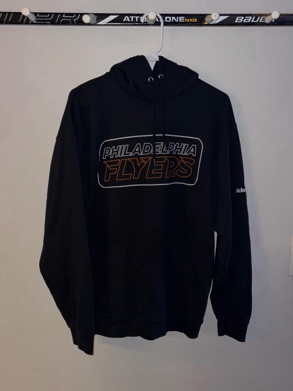 Philadelphia Flyers Pullover Sweatshirt, Black
